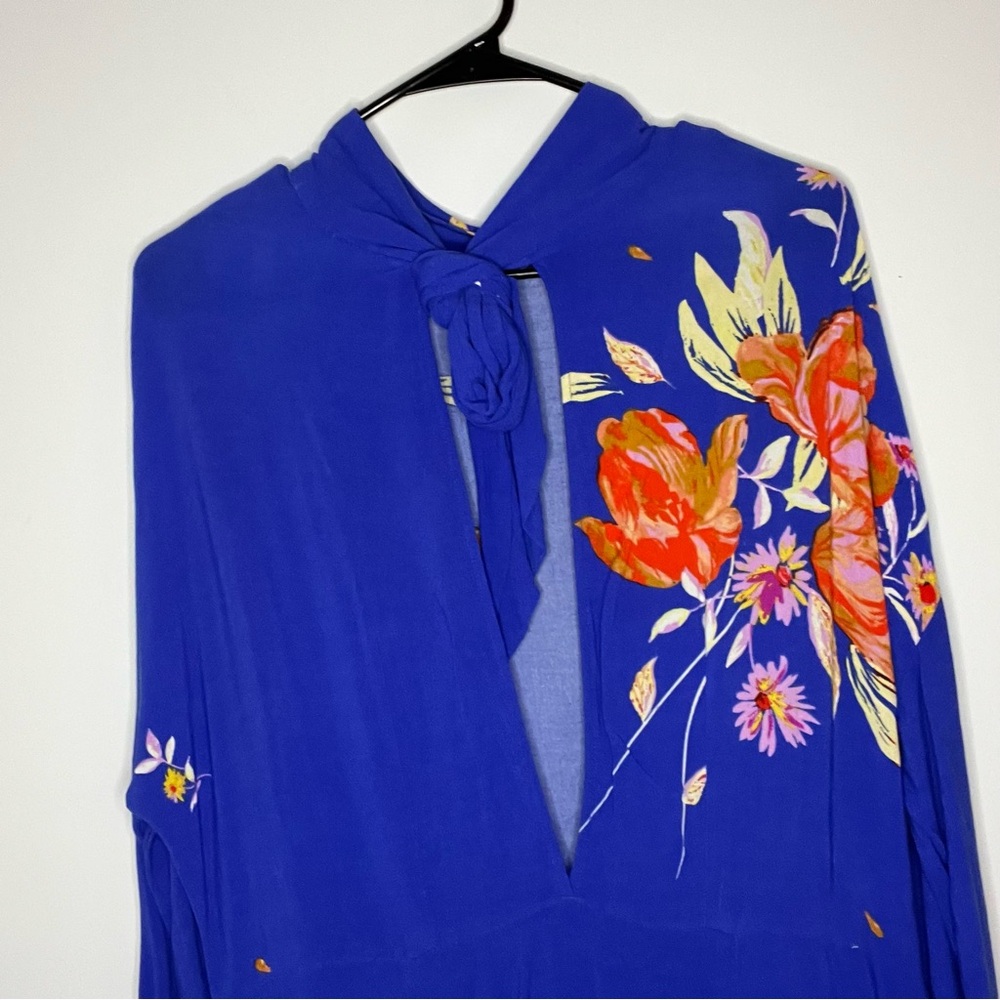 Blue Floral Long-Sleeve Women's Dress - Picture 4 of 4